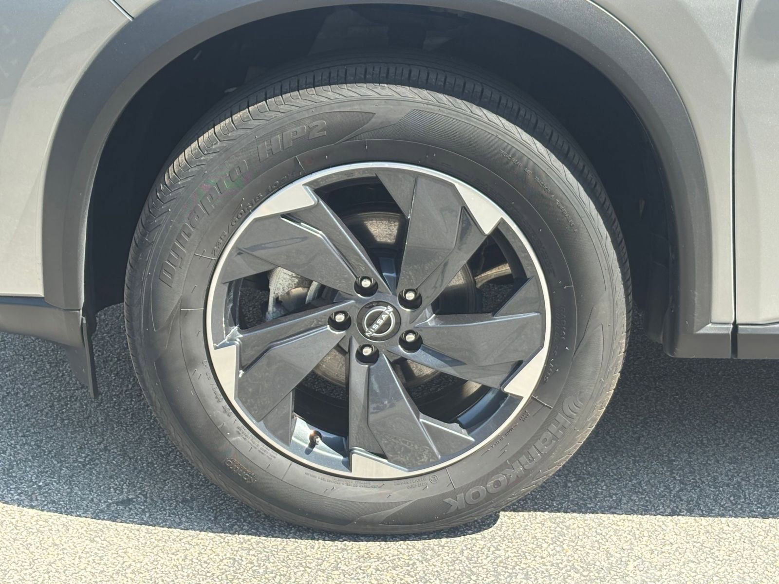 Used 2025 Nissan Rogue SV AWD/4WD image 37