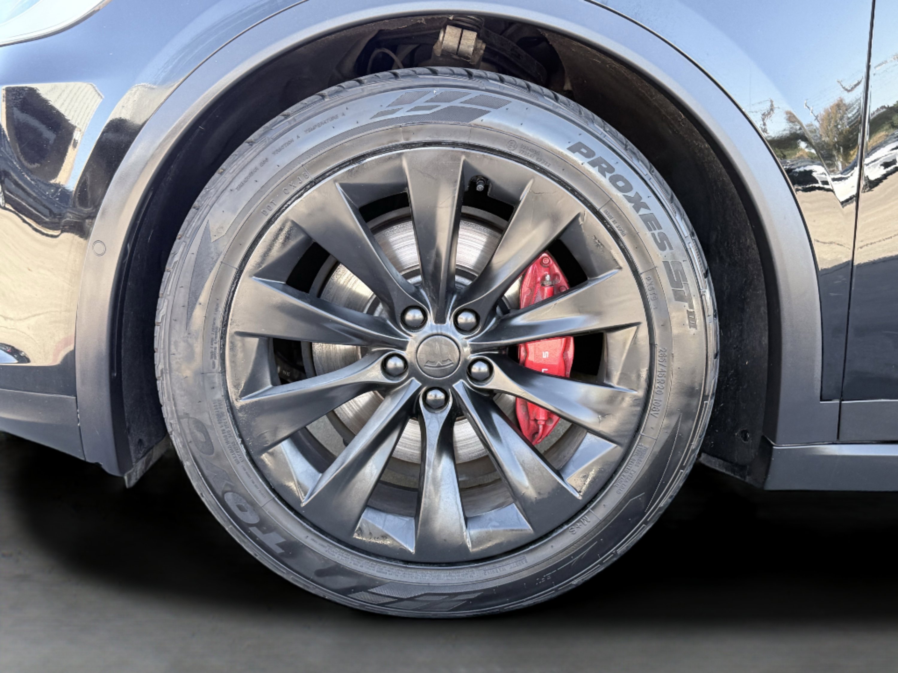 Used 2018 Tesla Model X P100D image 15