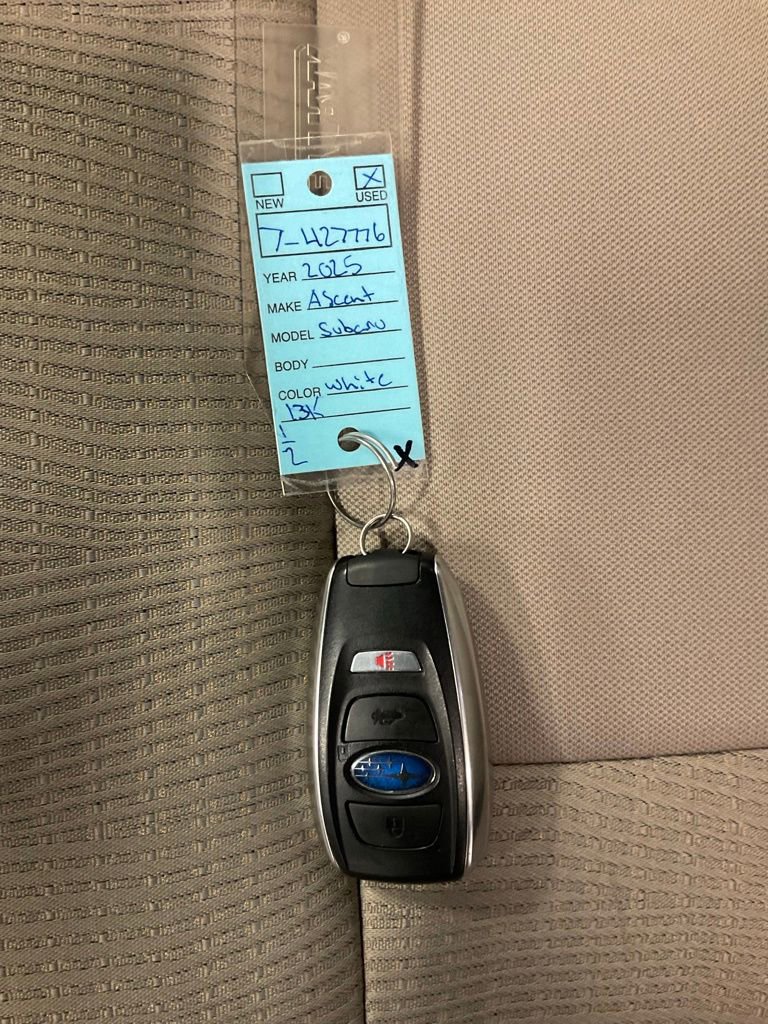 Used 2025 Subaru Ascent Premium AWD/4WD image 38