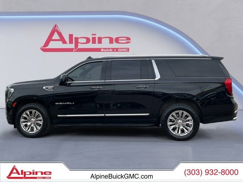 Used 2024 GMC Yukon XL Denali w/ Advanced Technology Package AWD/4WD image 2