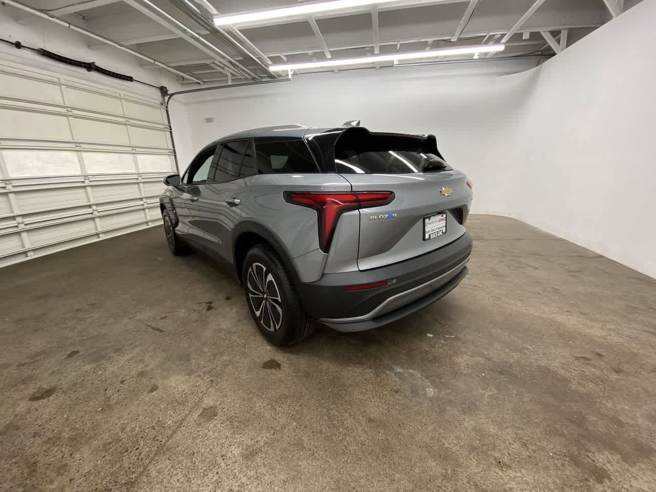 Used 2024 Chevrolet Blazer EV LT image 4
