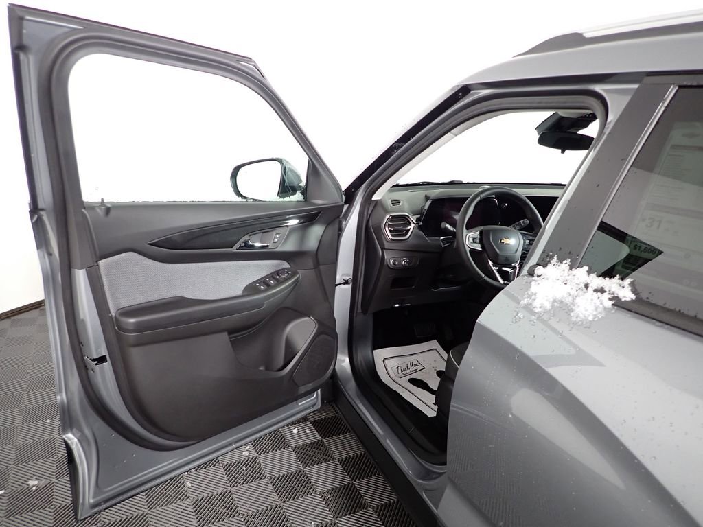 New 2026 Chevrolet TrailBlazer LT w/ LT Cold Weather Package image 16