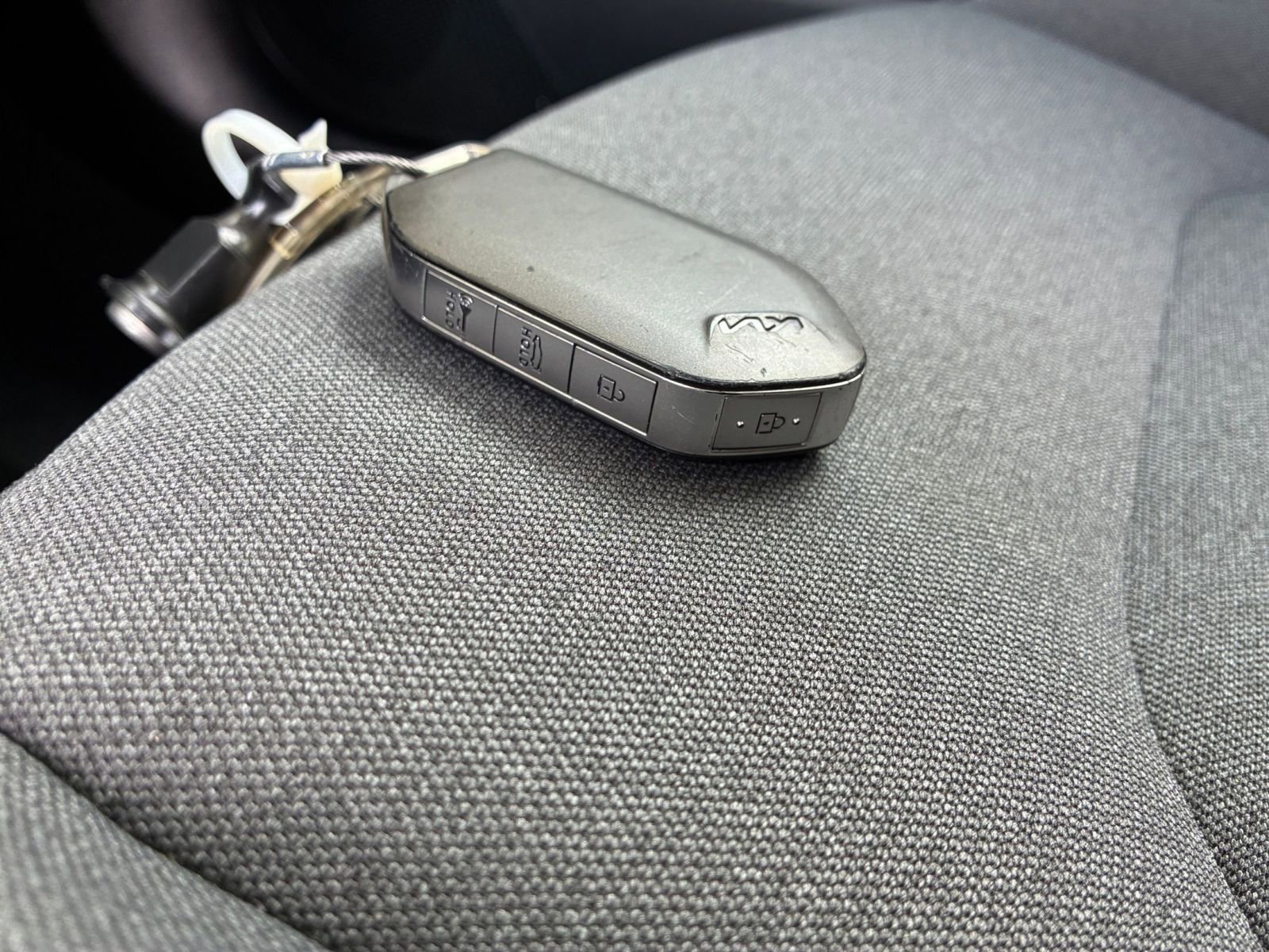 Used 2025 Kia K4 LXS image 21