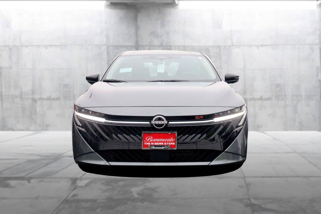 New 2026 Nissan Sentra SR w/ SR Premium Package FWD image 4