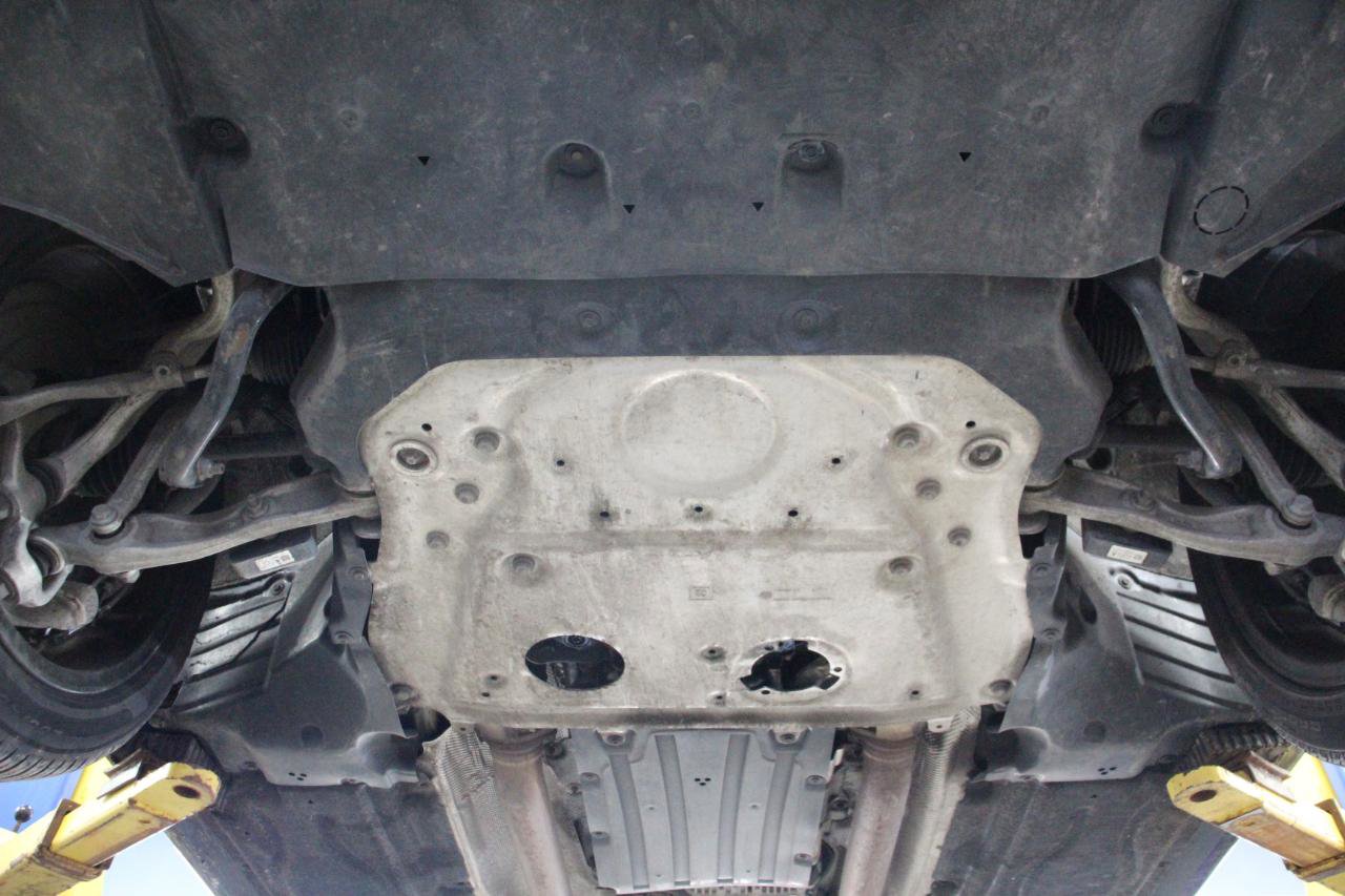 Used 2023 BMW 760i xDrive w/ Executive Package image 94