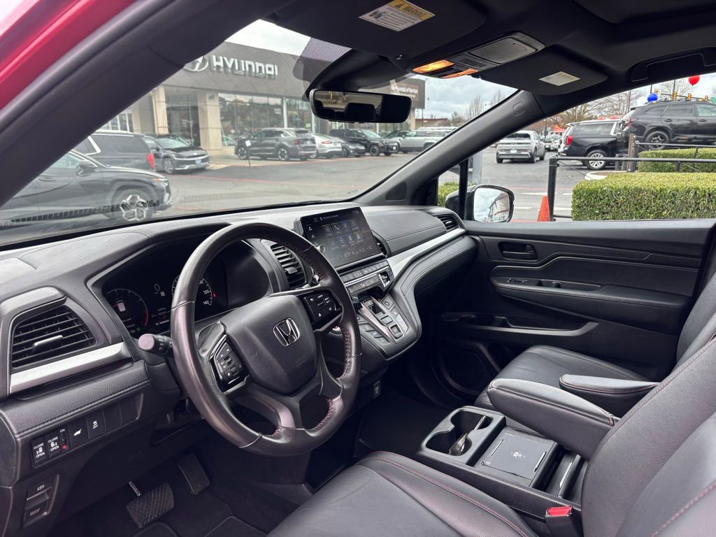 Used 2025 Honda Odyssey Sport-L image 5