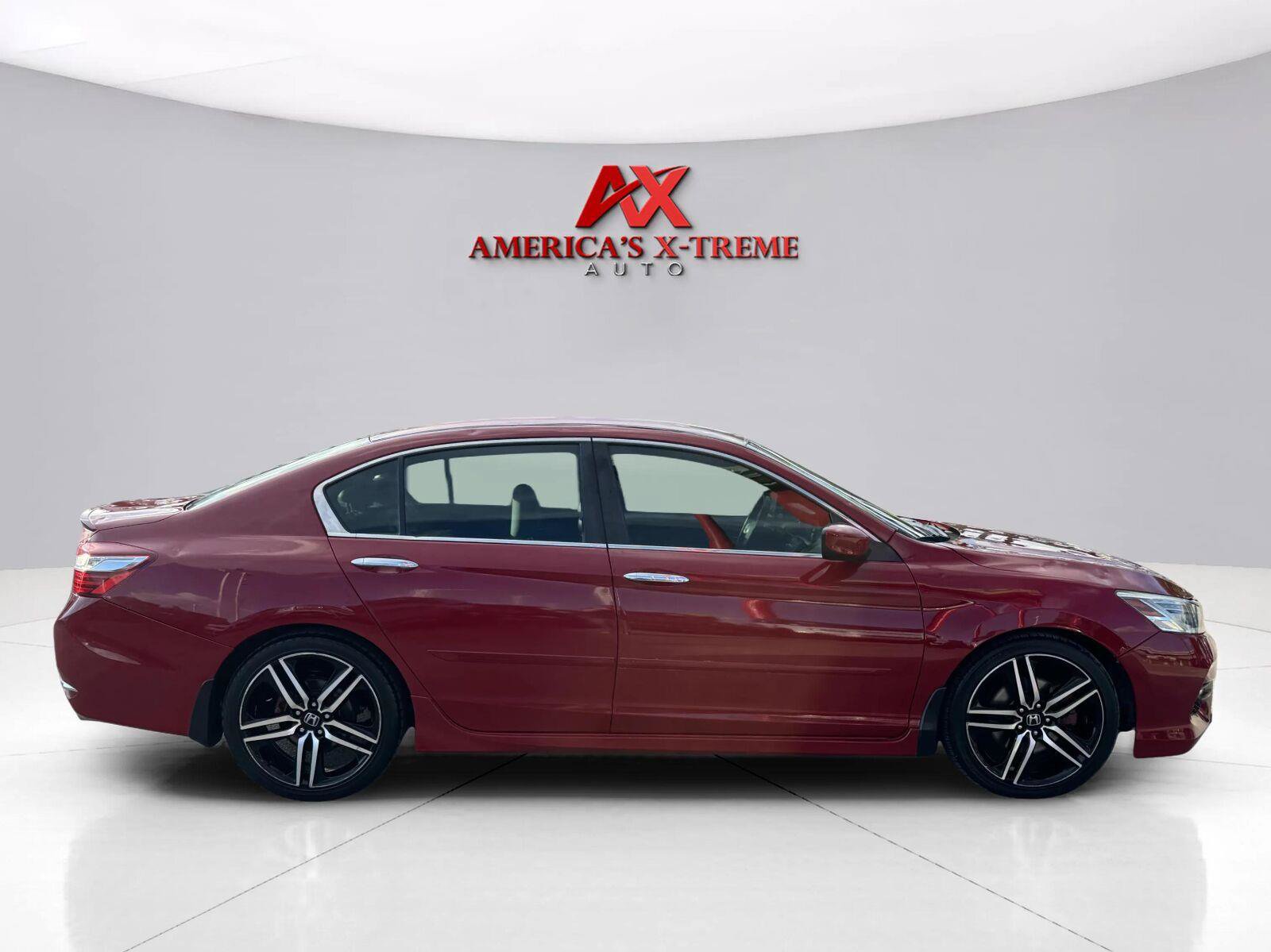 Used 2016 Honda Accord Sport image 7