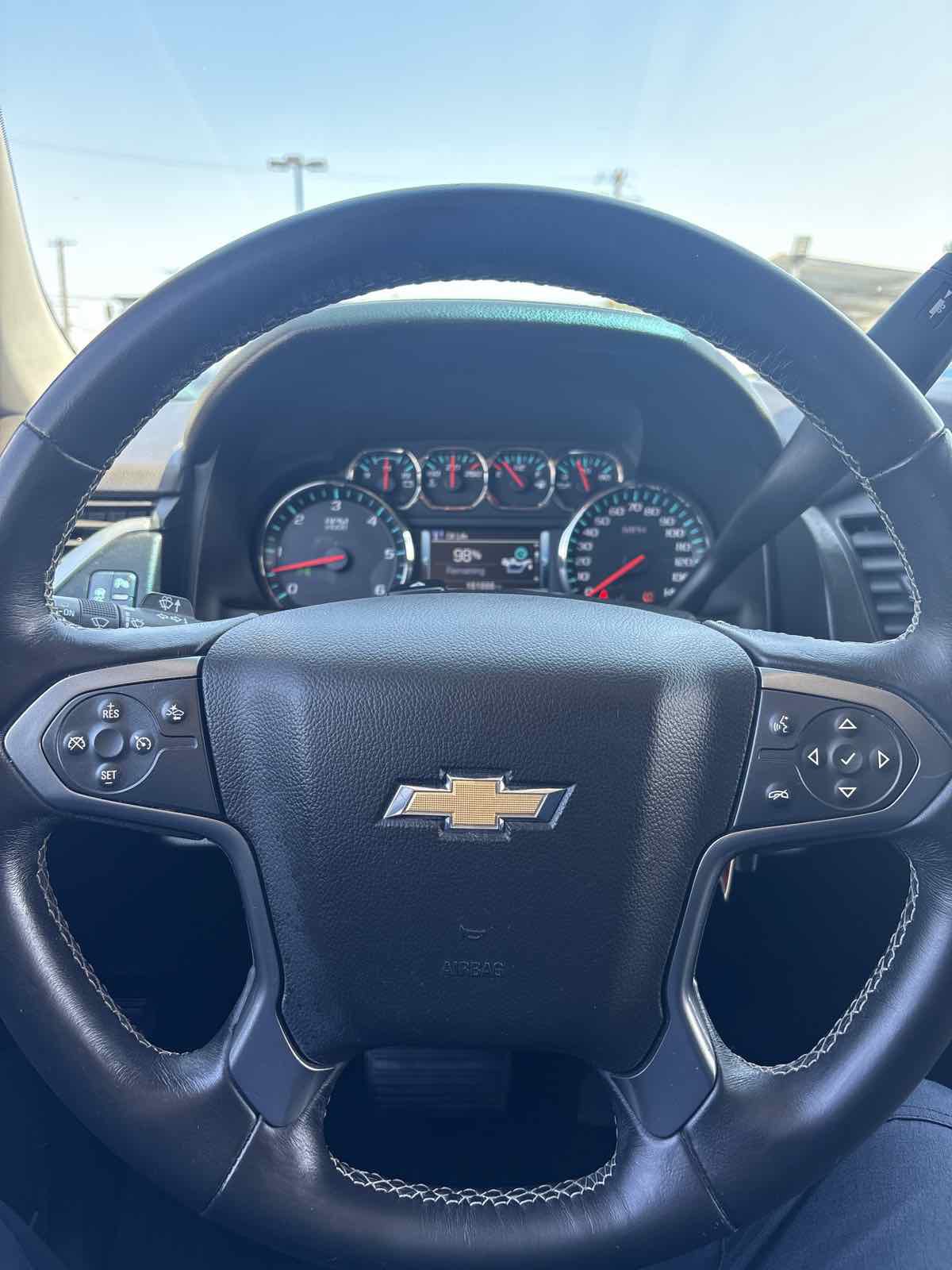 Used 2017 Chevrolet Suburban LT image 24