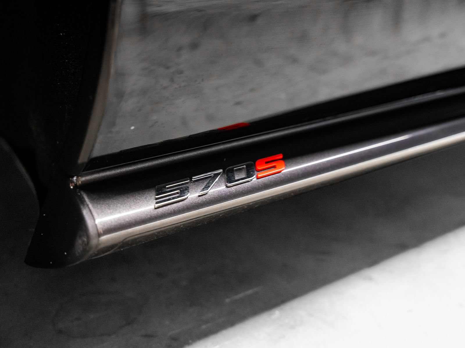 Used 2019 McLaren 570S Spider RWD image 26