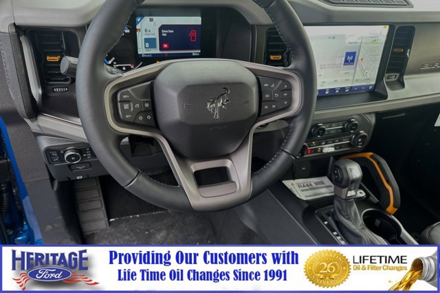 Used 2023 Ford Bronco Badlands w/ Sasquatch Package image 11