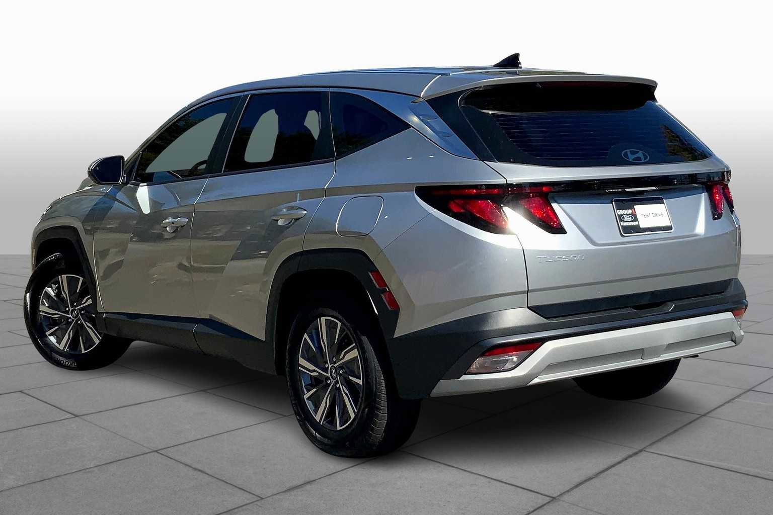 Used 2025 Hyundai Tucson SE image 21