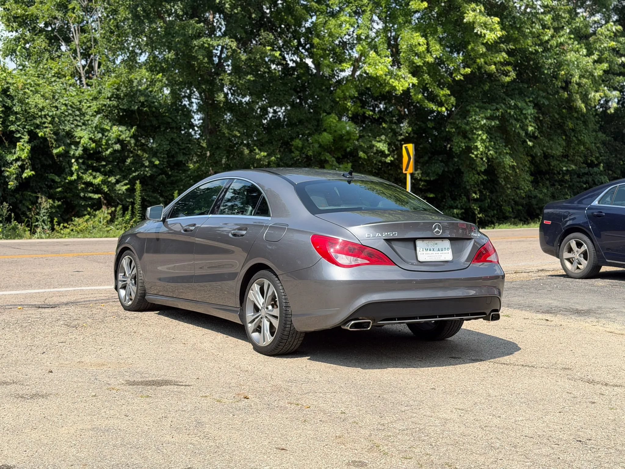 Used 2015 Mercedes-Benz CLA 250 4MATIC image 13