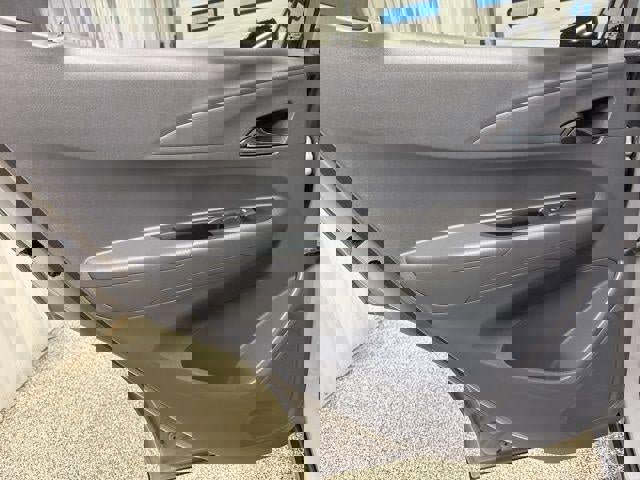 Used 2020 Chevrolet Bolt Premier w/ Infotainment Package image 25