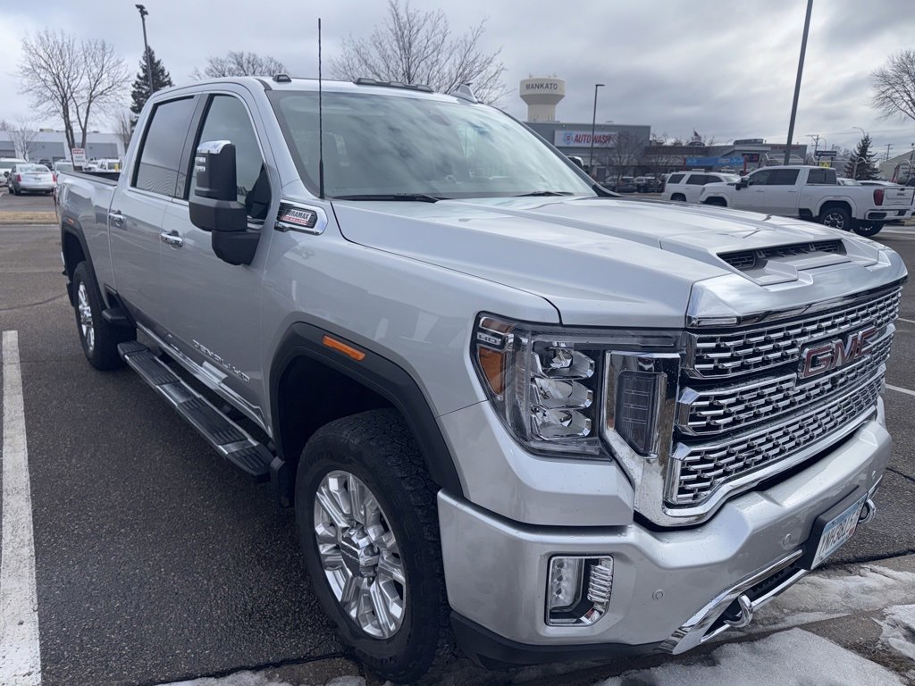 Used 2022 GMC Sierra 3500 Denali w/ Denali Ultimate Package image 2