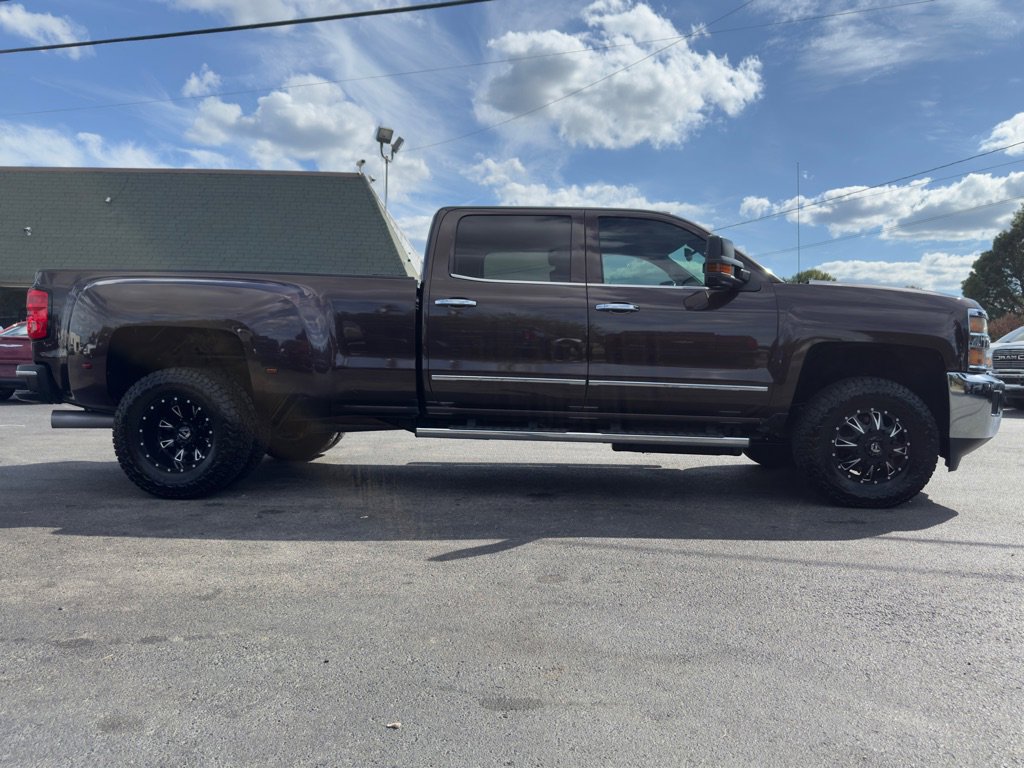 Used 2016 Chevrolet Silverado 3500 LTZ w/ Duramax Plus Package image 6