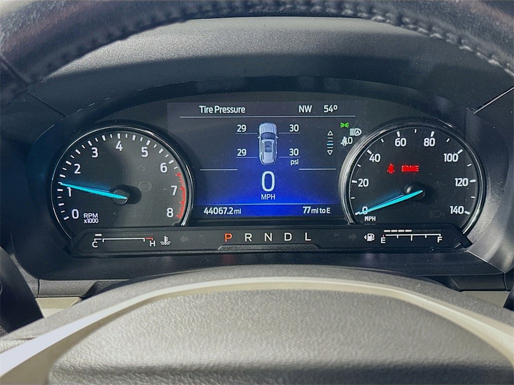 Used 2022 Ford Explorer XLT w/ Equipment Group 202A image 25