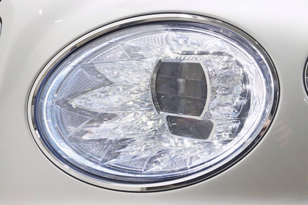 Used 2022 Bentley Bentayga image 9