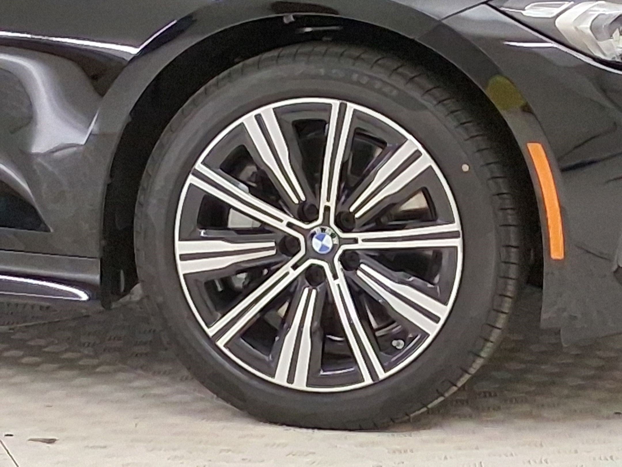 New 2026 BMW 330i Sedan w/ Convenience Package RWD image 11