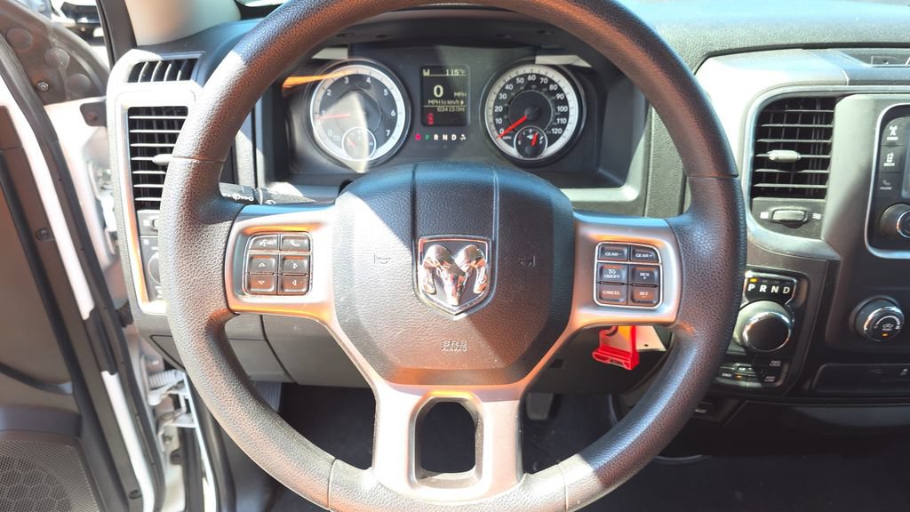 Used 2021 RAM 1500 Classic SLT AWD/4WD image 16