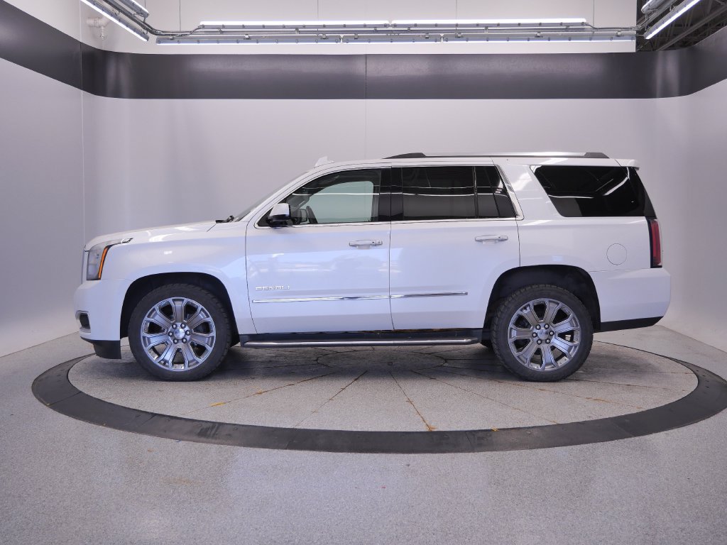 Used 2016 GMC Yukon Denali w/ Open Road Package AWD/4WD image 2