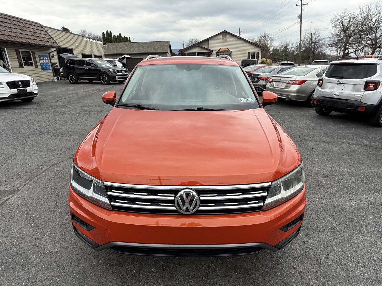 Used 2018 Volkswagen Tiguan SEL image 8