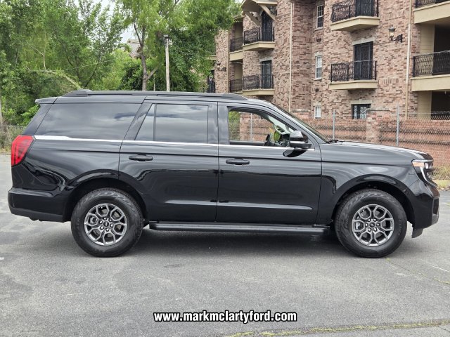 New 2026 Ford Expedition Active RWD image 6