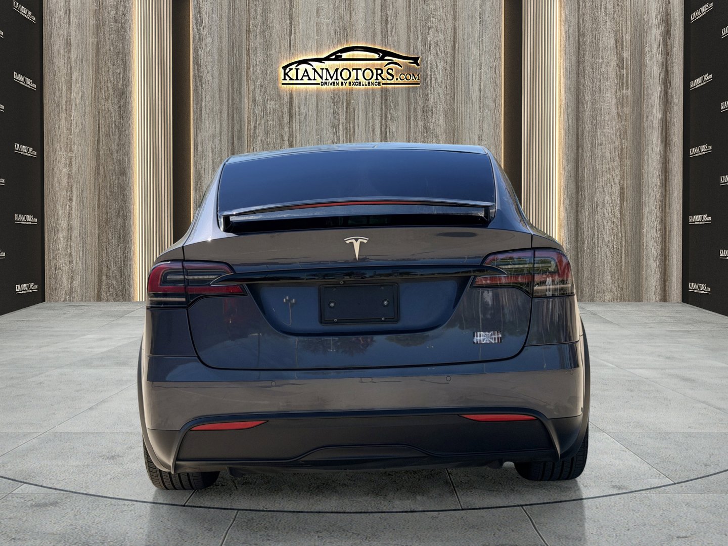 Used 2022 Tesla Model X Plaid image 8