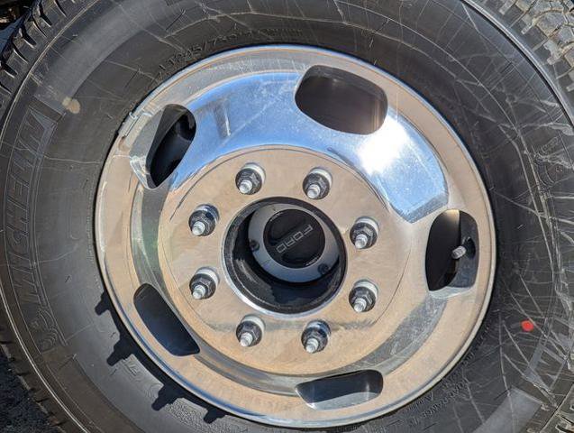 New 2026 Ford F350 King Ranch w/ FX4 Off-Road Package image 8