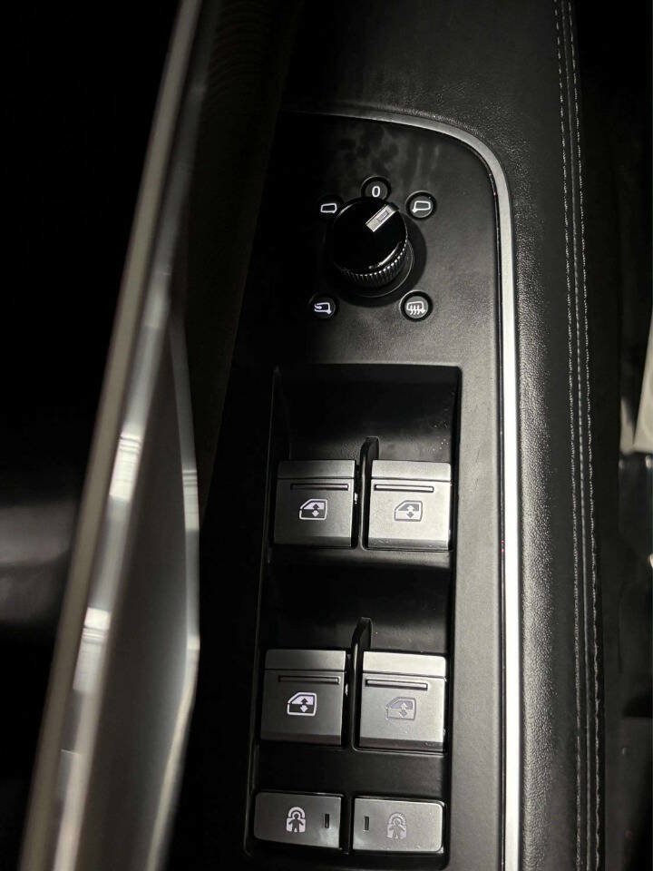 Used 2019 Audi A8 L 3.0T w/ Luxury Package AWD/4WD image 41