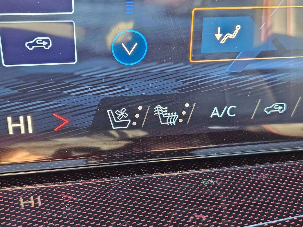 New 2026 Chevrolet Traverse RS image 23