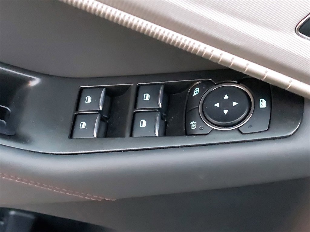 Used 2025 Ford Explorer Active w/ Active Comfort Package image 24