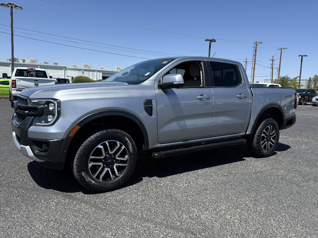 Used 2024 Ford Ranger Lariat w/ Trailer Tow Package AWD/4WD image 9