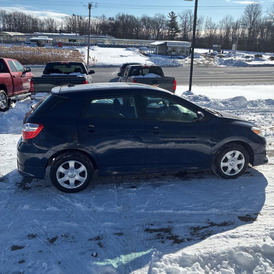 Used 2010 Toyota Matrix S image 4