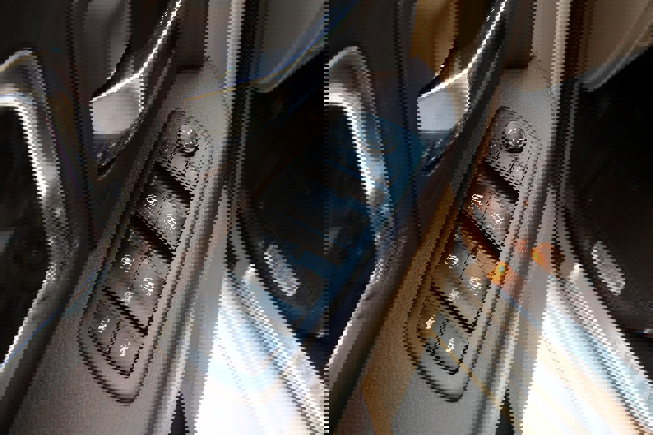 Used 2012 RAM 2500 Longhorn w/ Cold Weather Group image 20