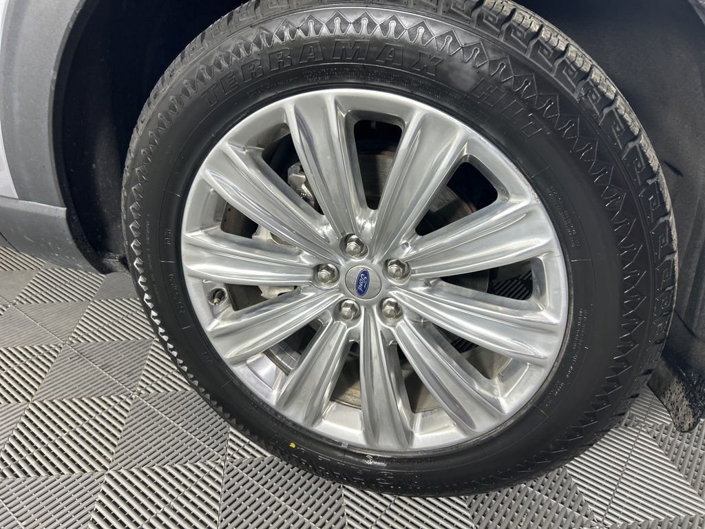 Used 2021 Ford Explorer Limited w/ Equipment Group 301A image 4