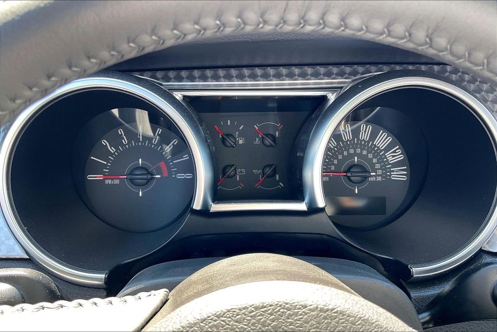 Used 2009 Ford Mustang GT RWD image 17