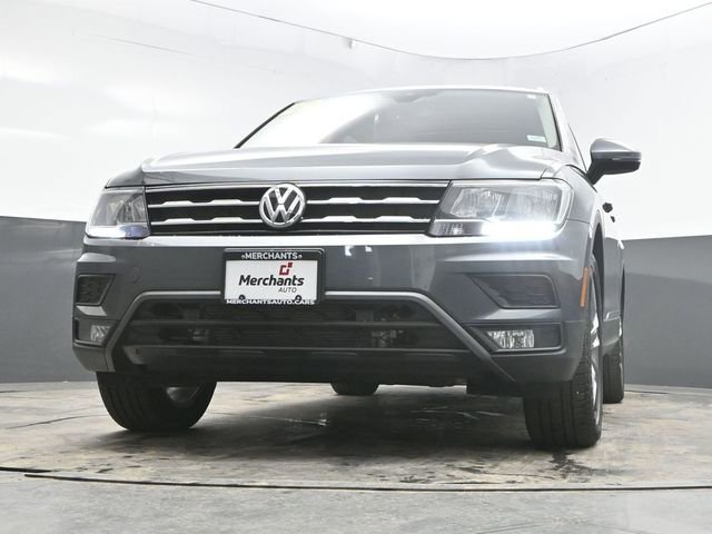 Used 2020 Volkswagen Tiguan SEL w/ 3rd Row Seat Package image 52