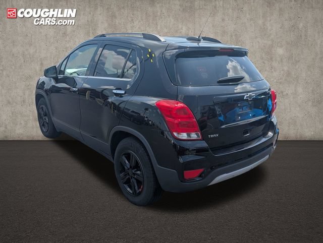 Used 2019 Chevrolet Trax LT w/ LT Convenience Package FWD image 5
