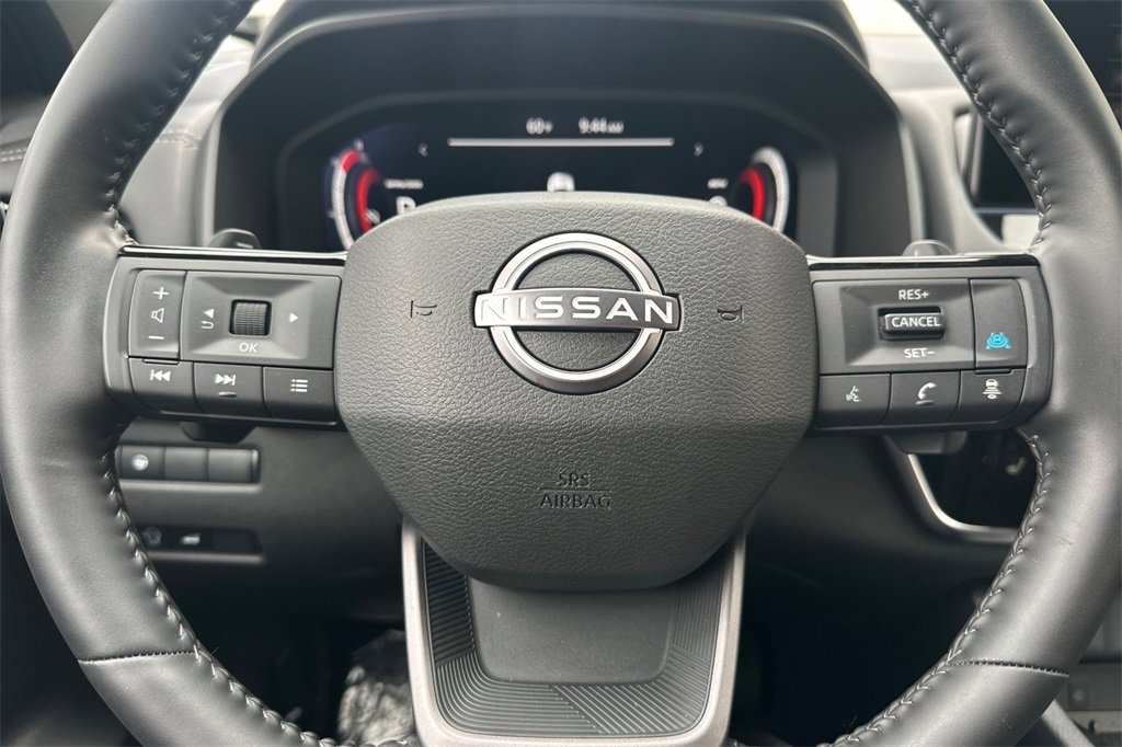 Used 2025 Nissan Rogue SL image 27