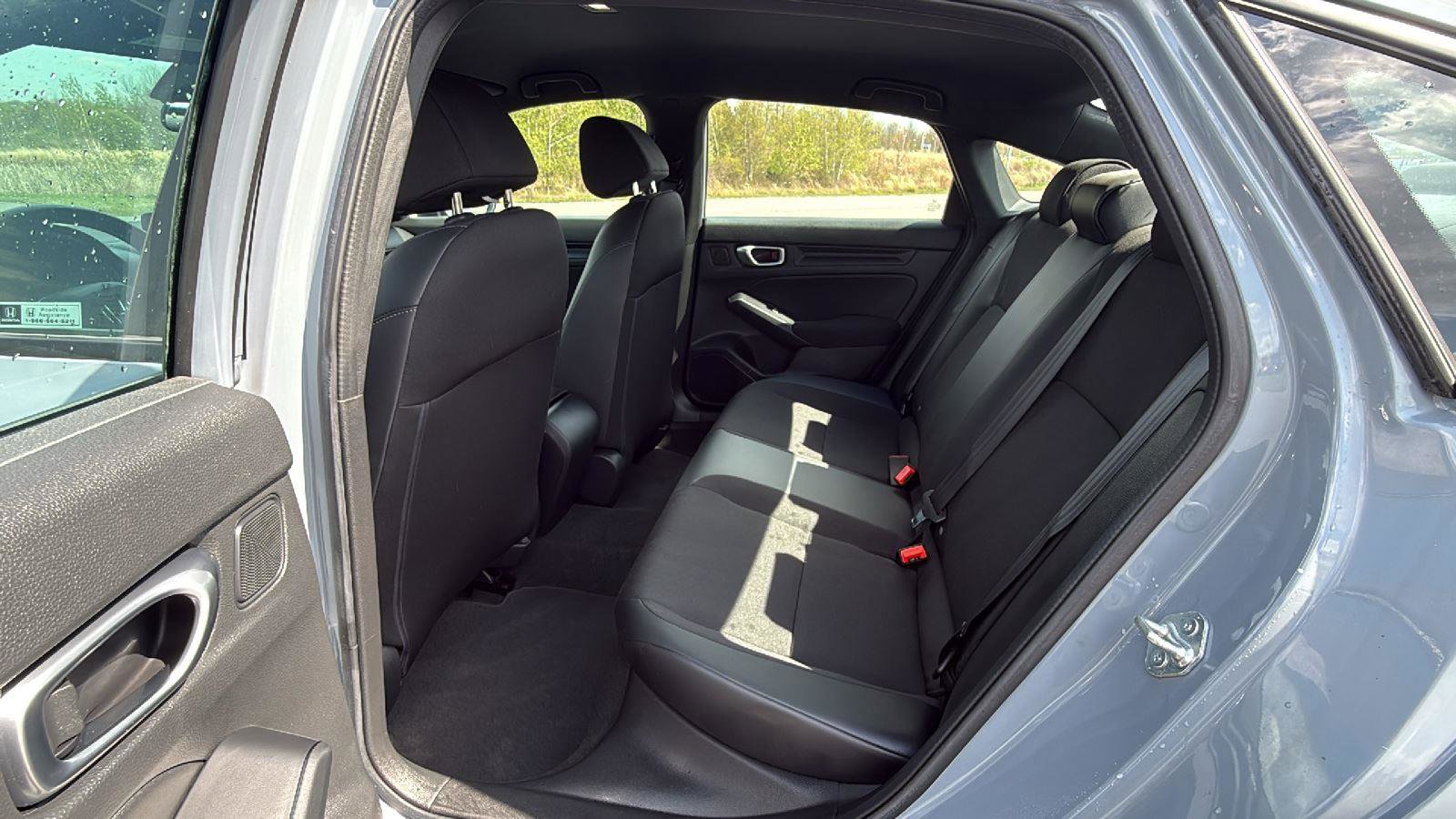 Used 2023 Honda Civic Sport image 23