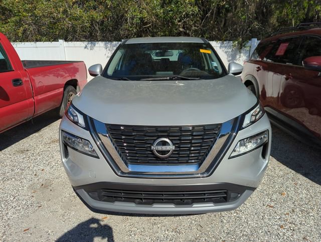 Certified 2023 Nissan Rogue SV image 3