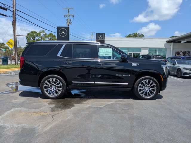 New 2026 GMC Yukon Denali w/ Denali Reserve Package AWD/4WD image 3