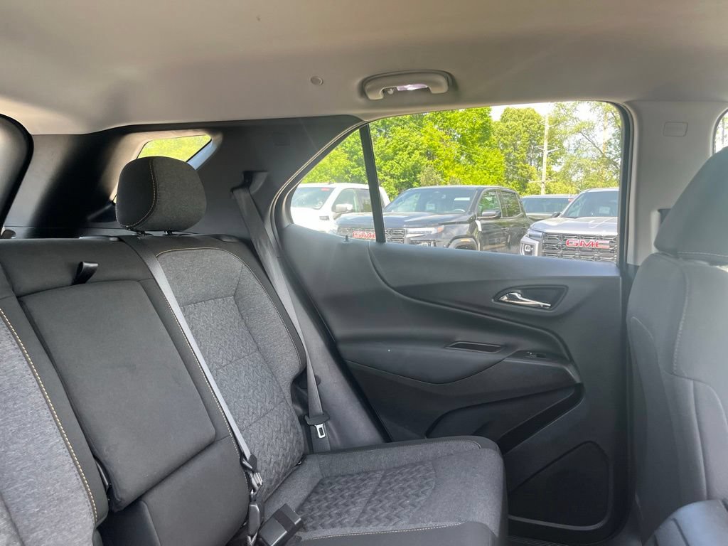 Used 2024 Chevrolet Equinox LT AWD/4WD image 38