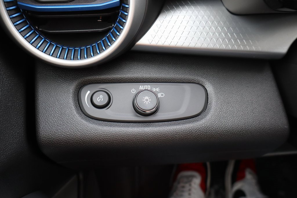 New 2026 Chevrolet Trax LS w/ LS Convenience Package image 14