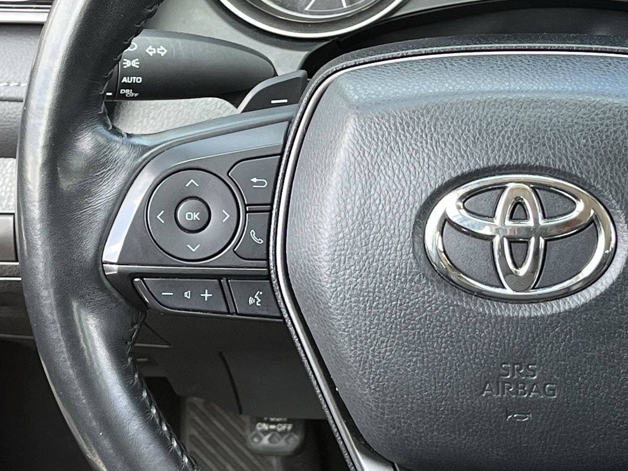 Used 2024 Toyota Camry SE FWD image 12