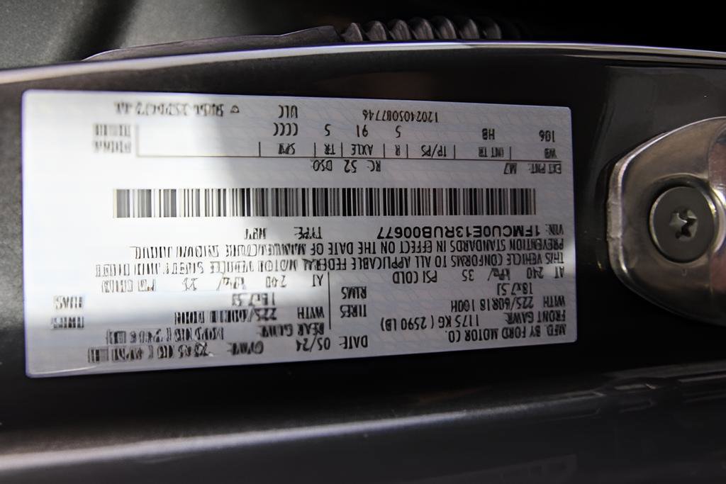 Used 2024 Ford Escape SE image 37