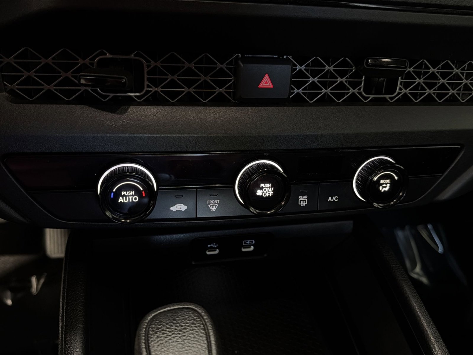 Used 2025 Honda Accord LX image 19