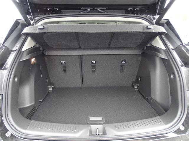 Used 2023 Buick Encore GX Select w/ Sport Touring Package FWD image 6