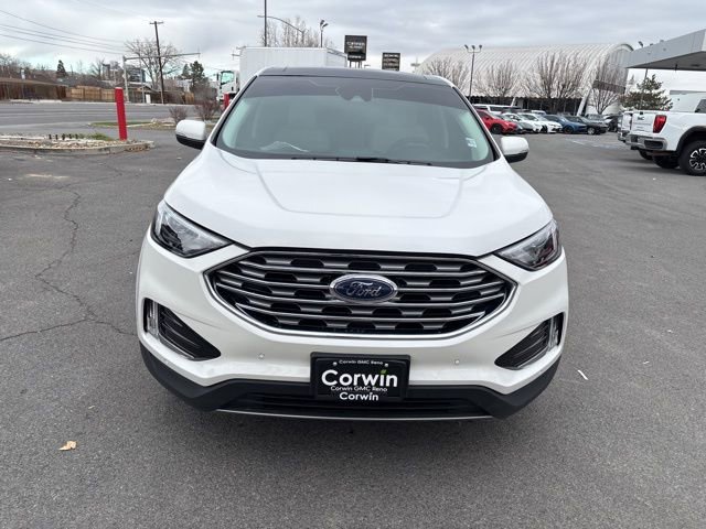 Used 2023 Ford Edge Titanium w/ Class II Trailer Tow Package image 3