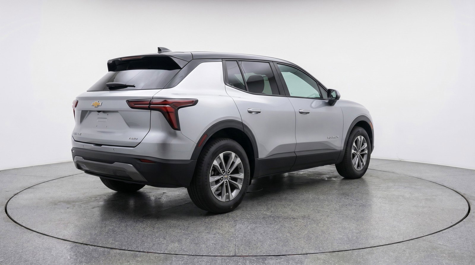 Used 2025 Chevrolet Equinox LT FWD image 9